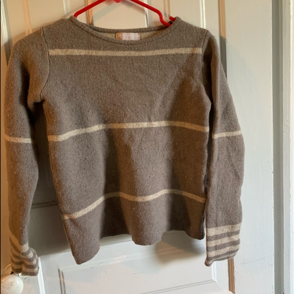 Sweater - Picture 2 of 4
